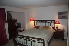 Large 2 Bedroom Townhouse with Open Floor Plan - $1100 in Naugatuck, CT (Photo 4 of 7)