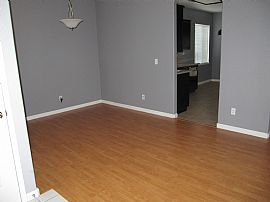 Beautiful 4 Bedroom Home in Gated Community (behind Kohls) in Sacramento, CA (Photo 3 of 12)