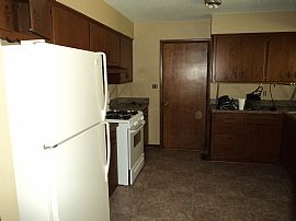 3br Op Ranch 1 Block West of Metcalf Off 87th Street in Overland Park, KS (Photo 2 of 3)