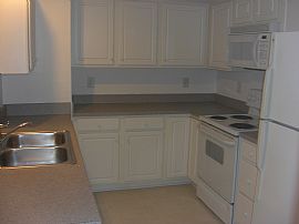 Immaculate 2 Bedroom Condo - 3 Min. to Wake Forest Campus in Winston Salem, NC (Photo 4 of 4)