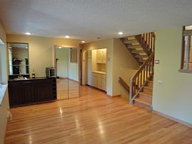 Handsome 3 Bedroom Home - Walk to Cherry Creek State Park in Aurora, CO (Photo 6 of 8)