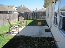 Great 4 Bedroom Home with 2100 Sq. Ft. in Grand Heritage in Lavon, TX (Photo 6 of 11)