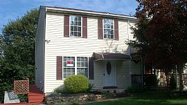 Very Clean 3 Bedroom, Semi-Detached Townhouse with Basement  in Sykesville, MD