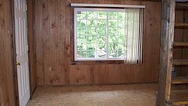 Very Clean 3 Bedroom, Semi-Detached Townhouse with Basement  in Sykesville, MD (Photo 7 of 9)