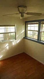 Quaint 1 Bedroom Apartment - Walk to St. Pete - Move in Special in Saint Petersburg, FL