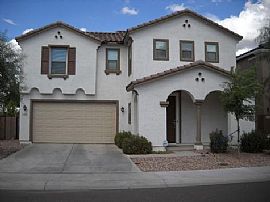 Beautiful 3 Bedroom Home in New Neighborhood in Phoenix, AZ