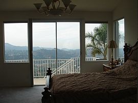 Prestigious 4 Bedroom Home with High-Pitched Ceilings in La Crescenta, CA (Photo 11 of 12)