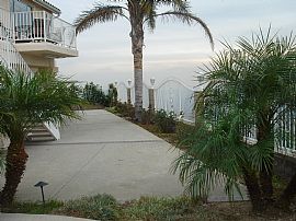 Prestigious 4 Bedroom Home with High-Pitched Ceilings in La Crescenta, CA (Photo 6 of 12)