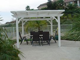 Prestigious 4 Bedroom Home with High-Pitched Ceilings in La Crescenta, CA (Photo 7 of 12)