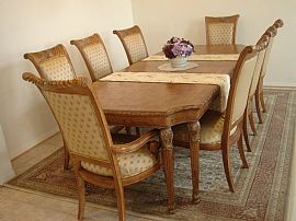 Prestigious 4 Bedroom Home with High-Pitched Ceilings in La Crescenta, CA (Photo 9 of 12)