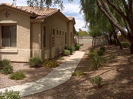 Updated 2 Bedroom Home with New Carpet and Freshly Painted. in Mesa, AZ