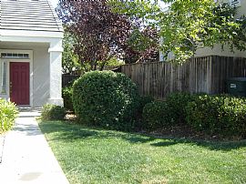 Charming House on Quiet Court in Pittsburg, CA (Photo 10 of 12)