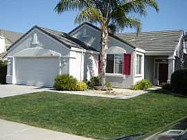 Charming House on Quiet Court in Pittsburg, CA (Photo 3 of 12)