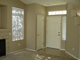 Charming House on Quiet Court in Pittsburg, CA (Photo 9 of 12)