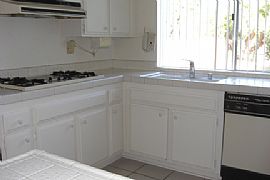 Charming 3 Bedroom Family Home with Marble Fireplace in Chatsworth, CA (Photo 6 of 9)