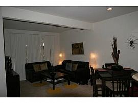 Price Nelgotiable !!2 Bed 2 Bath Amazing Location in Santa Clara, CA