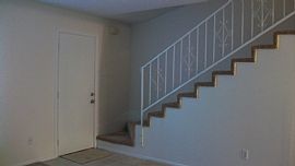 Spacious 2-Story Duplex Near Uta in Arlington, TX (Photo 9 of 9)