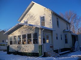 Complete Remodeled 4 Br 2ba Home with Garage in Bloomington, IL