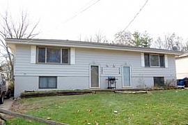 Duplex For Rent in South Des Moines, IA
