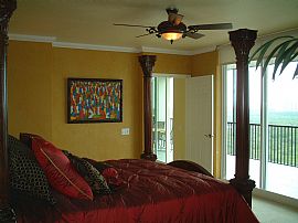 Nice 3 Bedroom Condo Overlooking The Gulf with Great Views in Naples, FL (Photo 9 of 12)