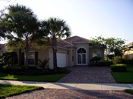 Relaxing 3 Bedroom Home on Waterfront with Pool in Port Saint Lucie, FL (Photo 12 of 12)