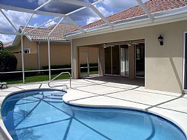 Relaxing 3 Bedroom Home on Waterfront with Pool in Port Saint Lucie, FL (Photo 7 of 12)