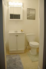 Exciting 2 Bedroom Home in Downtown Kansas City  in Kansas City, MO (Photo 1 of 8)