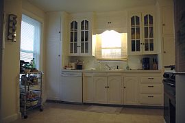 Exciting 2 Bedroom Home in Downtown Kansas City  in Kansas City, MO (Photo 3 of 8)