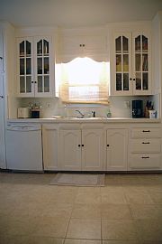 Exciting 2 Bedroom Home in Downtown Kansas City  in Kansas City, MO (Photo 4 of 8)