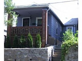 Exciting 2 Bedroom Home in Downtown Kansas City  in Kansas City, MO (Photo 8 of 8)