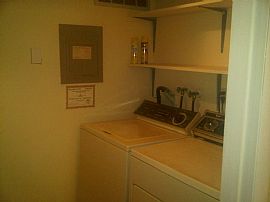 Stunning 2 Bedroom Condo with Open Floor Plan in Freehold, NJ (Photo 3 of 8)