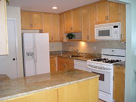 Tranquil 2 Bedroom Condo - Near Route 53 in Buffalo Grove, IL (Photo 2 of 3)