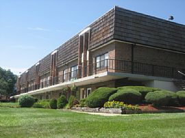 Hard to Find, Large 1 Bedroom Apartment at Autumn Run in Medina, OH (Photo 8 of 12)