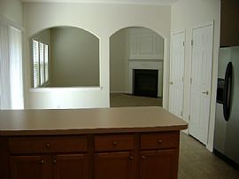 Sublime 4 Bedroom Home in Douglas County in Lithia Springs, GA (Photo 5 of 10)