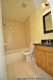 Nice 3 Bedroom Single Family Home with New Granite Kitchen in Woodbridge, VA (Photo 2 of 2)