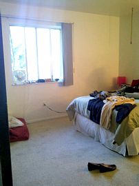 Charming 2 Bedroom Townhouse with One Month Free! in Fort Gratiot, MI (Photo 2 of 7)