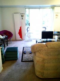 Charming 2 Bedroom Townhouse with One Month Free! in Fort Gratiot, MI (Photo 5 of 7)