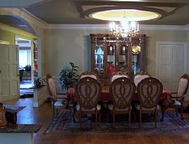 Wonderful 4 Bedroom in Prestigious Riverside Location in Sandy Springs, GA (Photo 4 of 12)