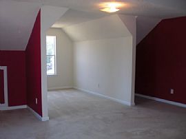 Beautiful 2800+ Sq Ft 4/5 Bdrm Home For Lease/purchase in Stone Mountain, GA (Photo 12 of 12)