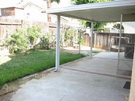 Lovely 4 Bedroom Single Story Home - Half Off First Month  in Moreno Valley, CA (Photo 5 of 5)