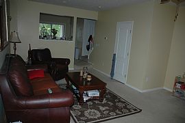 Spacious 2 Br/1.5 Ba Townhome Available in November in Mason, OH (Photo 2 of 5)