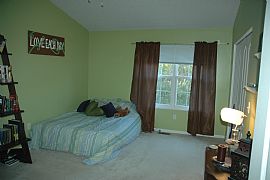 Spacious 2 Br/1.5 Ba Townhome Available in November in Mason, OH (Photo 3 of 5)