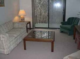 Beautiful and Well Furnished One Bedroom Apartment in Sharon, PA