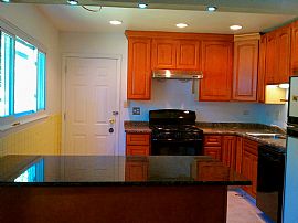 Newly Renovated 4br Home in Palatine in Palatine, IL (Photo 3 of 7)