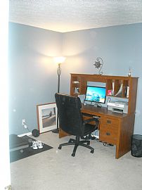 Contemporary 2 Bedroom Townhouse with Vaulted Ceilings in Middleburg Heights, OH (Photo 8 of 8)