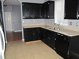 Astonishing 4 Bedroom Home in Gate Community in Sacramento, CA (Photo 6 of 12)