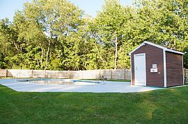 '3 Bedroom 2.5 Bath Luxury Apt, Private Balcony, W/d, Central H in Saugus, MA (Photo 4 of 9)