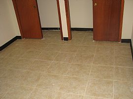 Recently Remodeled 2 Bedroom Apartment with Hardwood Floor in Bensenville, IL (Photo 2 of 6)