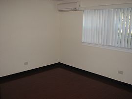 Recently Remodeled 2 Bedroom Apartment with Hardwood Floor in Bensenville, IL (Photo 3 of 6)