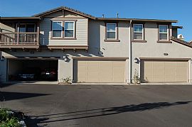Gorgeous 2 Bedroom Townhouse in Vintner's Grove in Rancho Cucamonga, CA